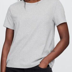 Heather Gray Gap Tee Shirt
